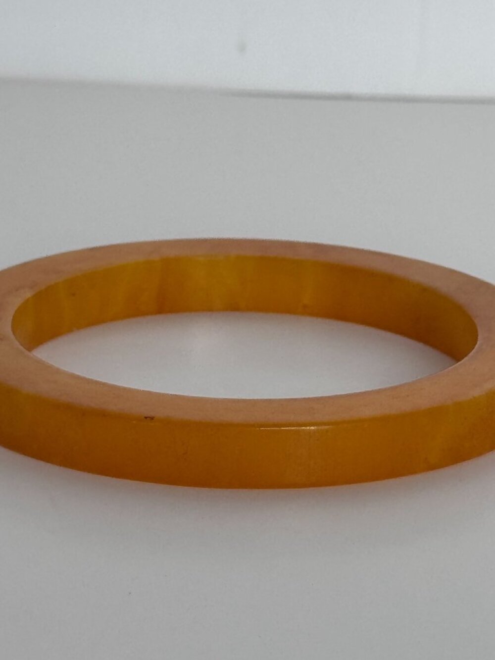 Bakelite Bangle Bracelet Vintage 1940s Marbled Amber Butterscotch Yellow Jewelry - Picture 6 of 11